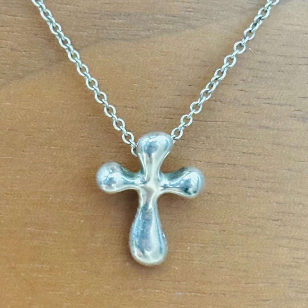 Tiffany & Co Sterling Silver Elsa Peretti Cross Pendant Chain Necklace 16"